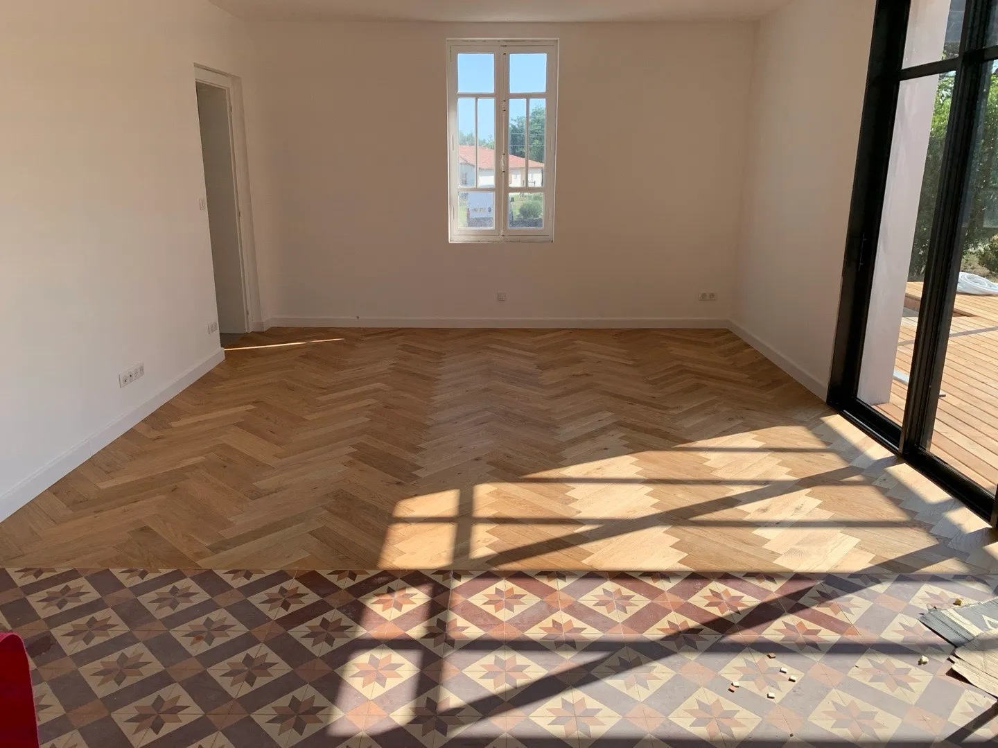 Pose d’un parquet à bâtons rompus