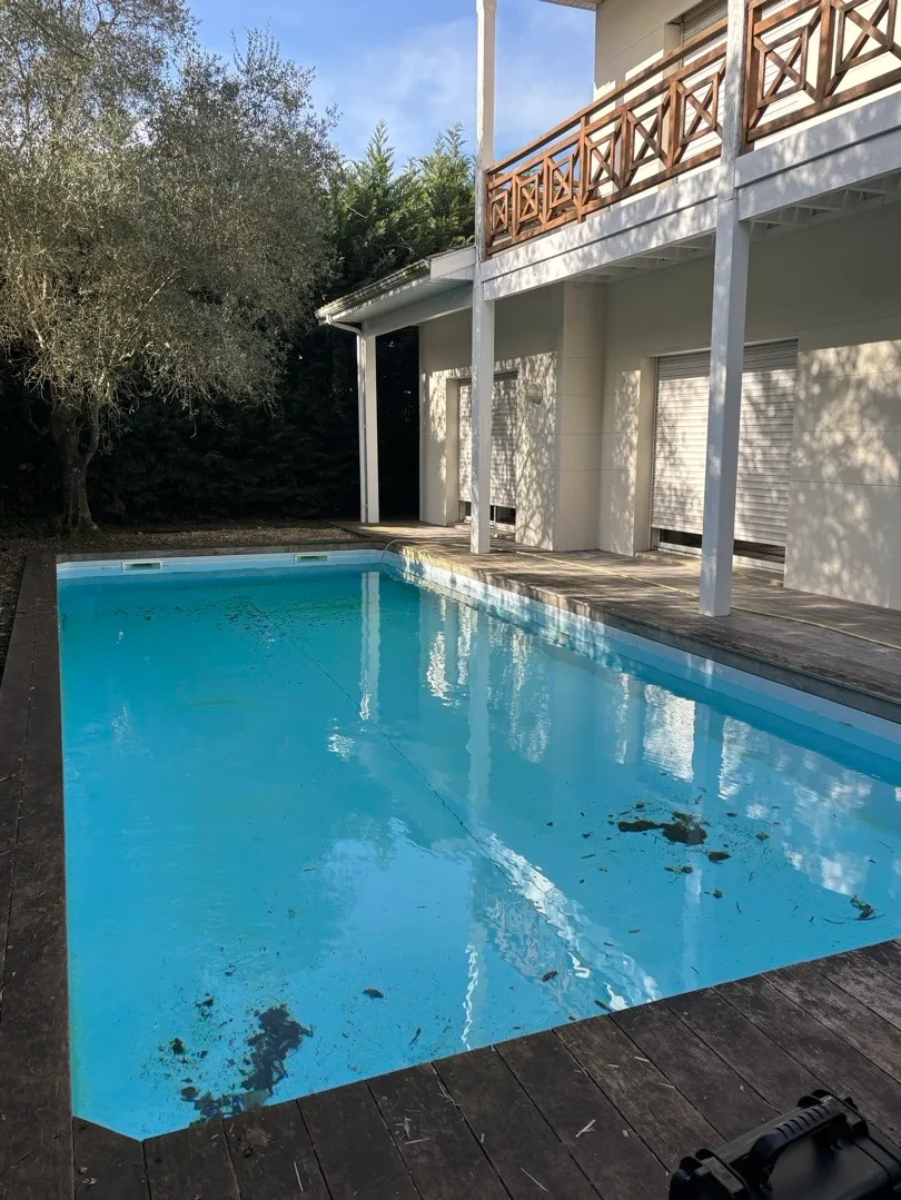 Nettoyage piscine - contrat entretien