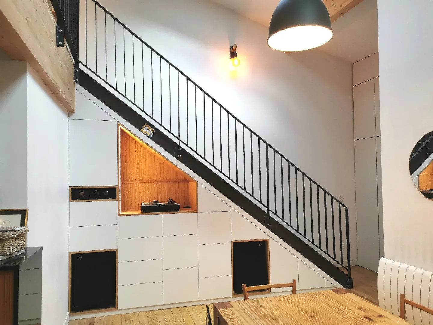 agencement sous escalier