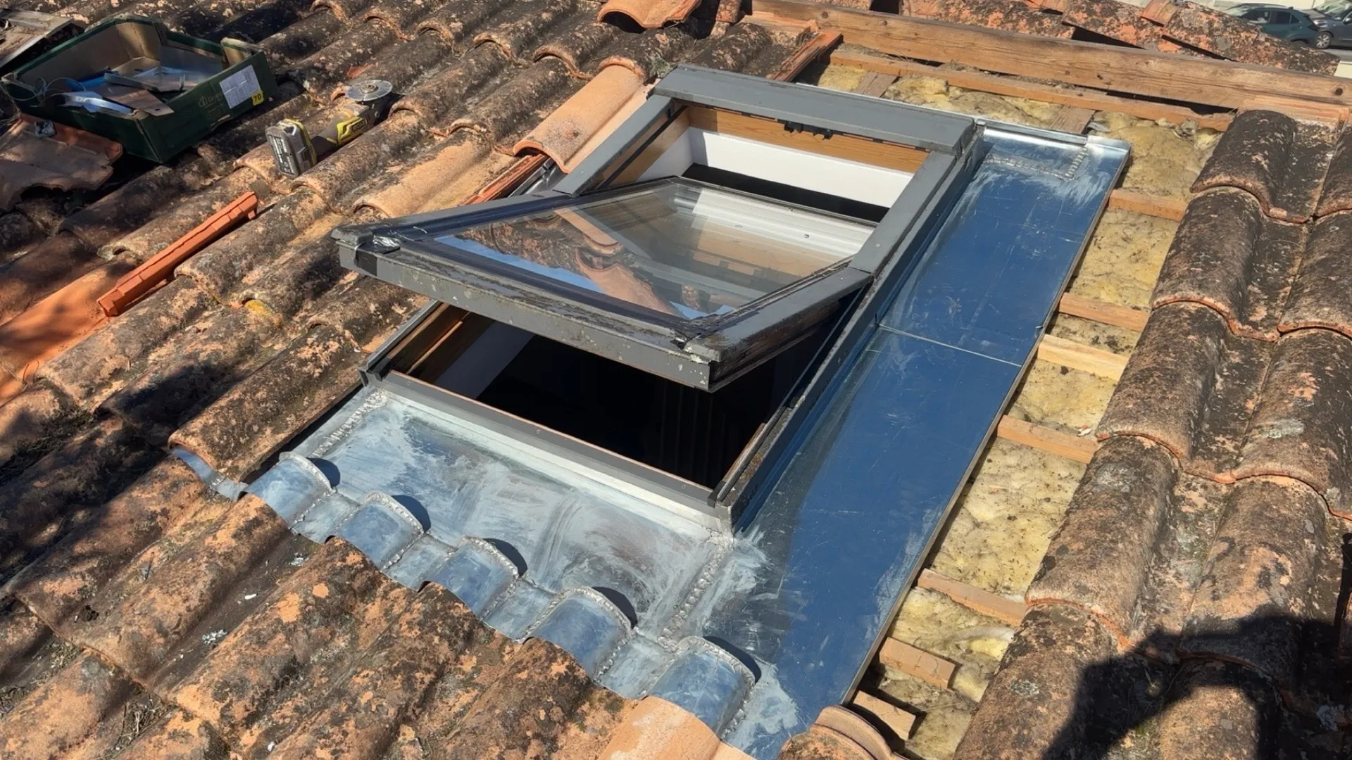 entourage velux en zinc