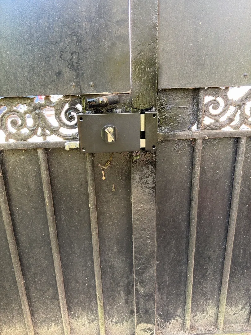Serrure portillon