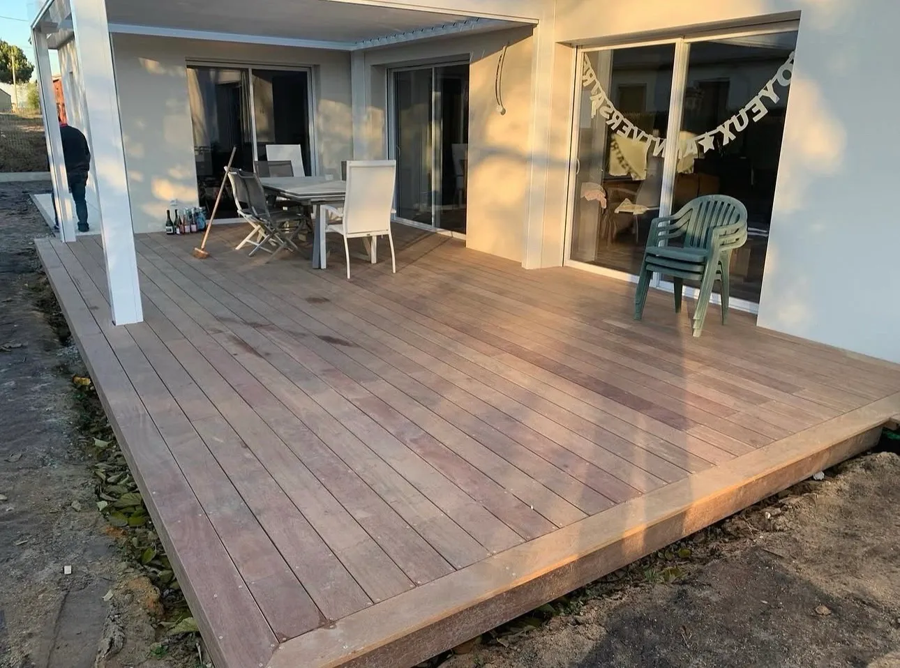 pose d’une terrasse en Cumarù