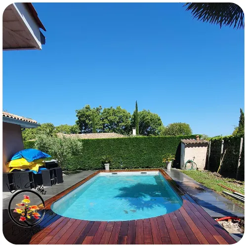 Plage de piscine
