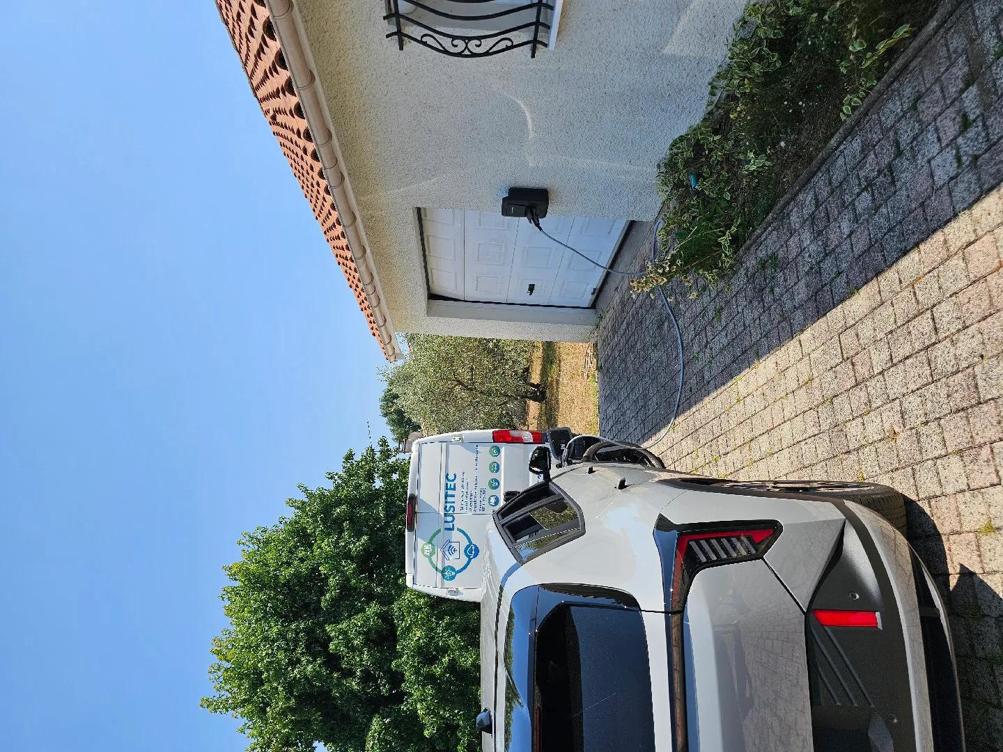 Installation borne de recharge