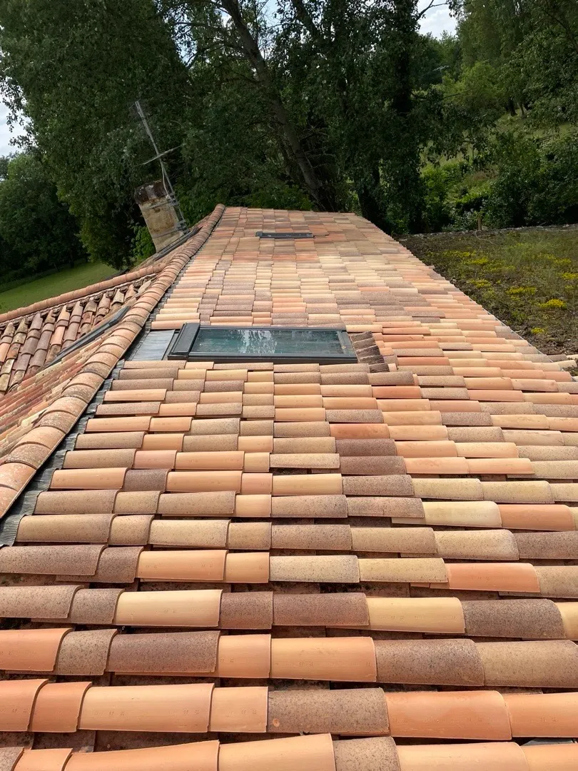 rénovation toiture et pose de fenêtre de toit