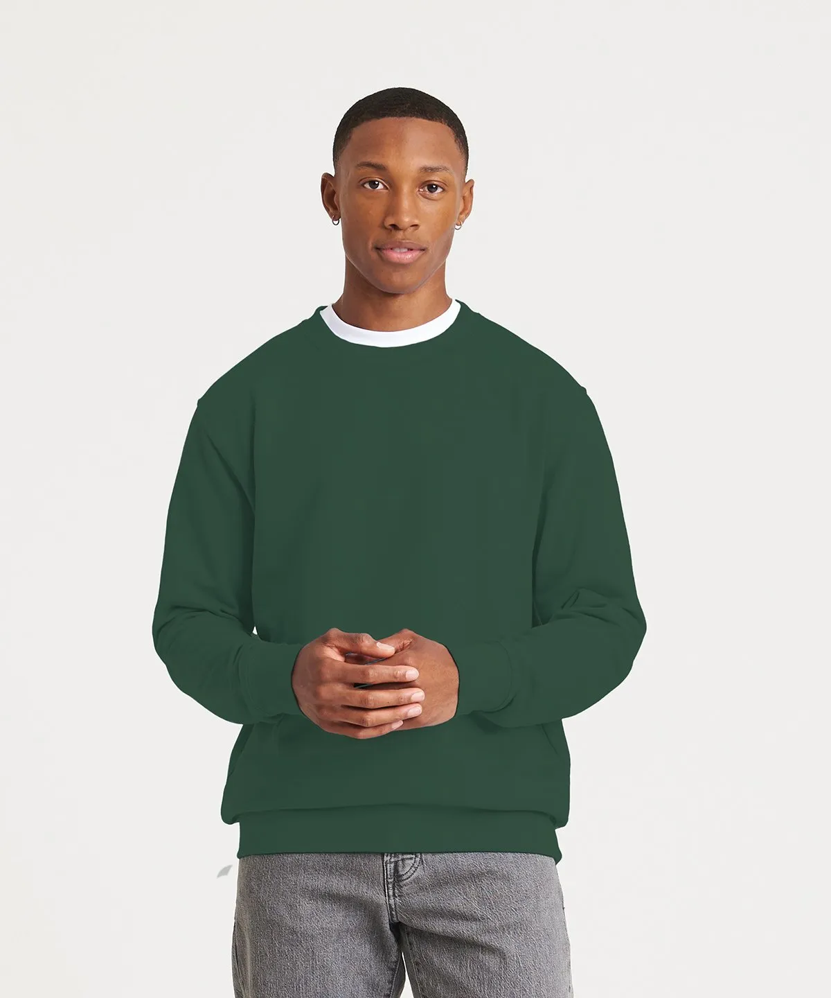 AWDis sweatshirt.