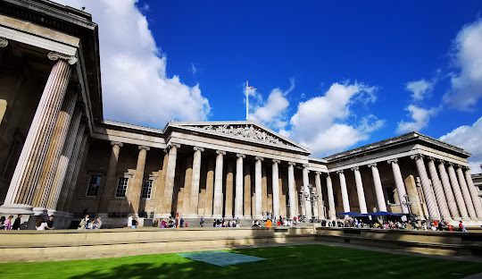 Geography of the United Kingdom: Islands, Coastlines, and Natural Landscapes