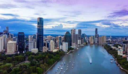 Brisbane in the 20th Century: Growth, Conflict, and Cultural Transformation