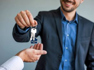 How to Prepare a Professional Business Listing