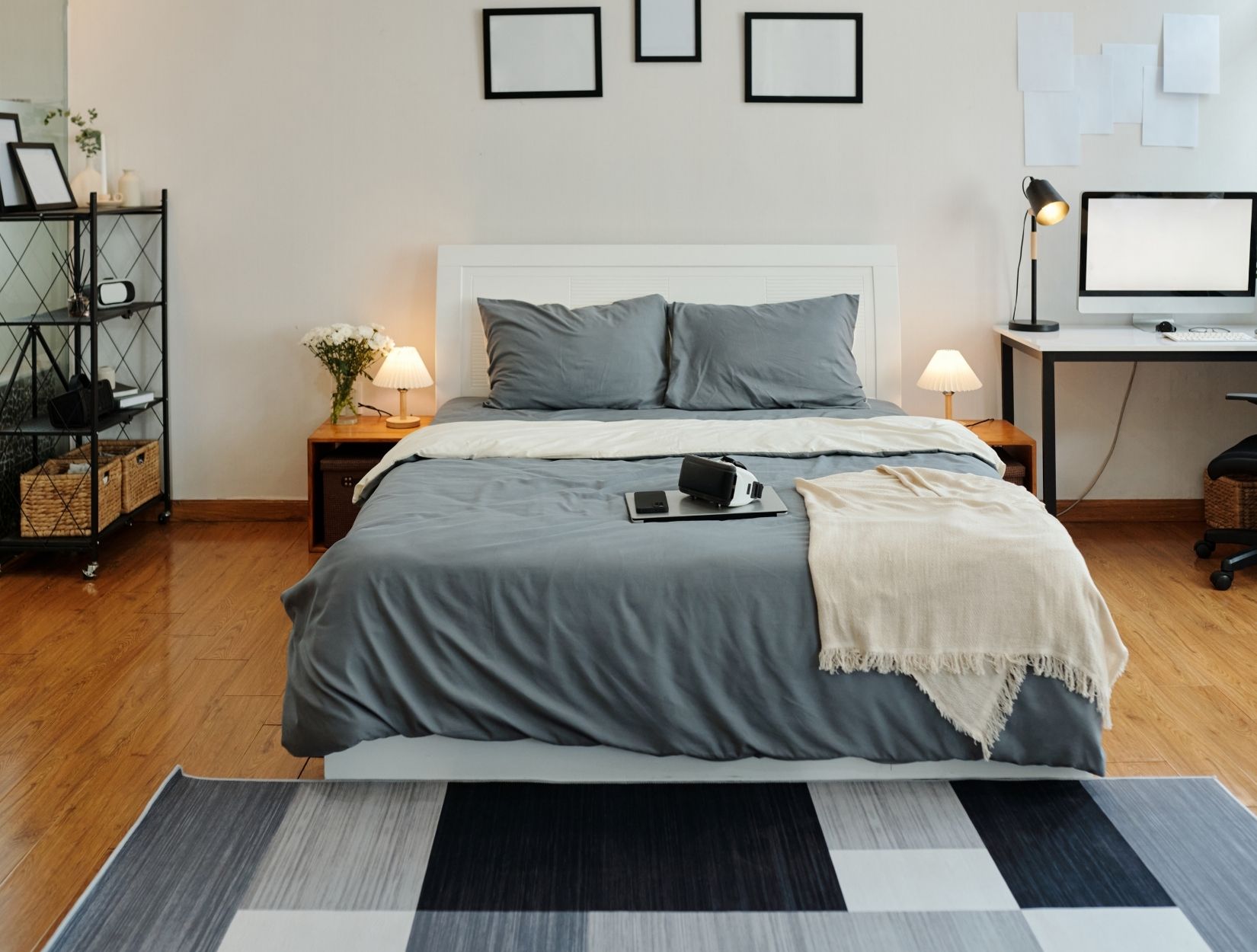 Apartment and House Cleaning Services with Satisfaction Guarantee