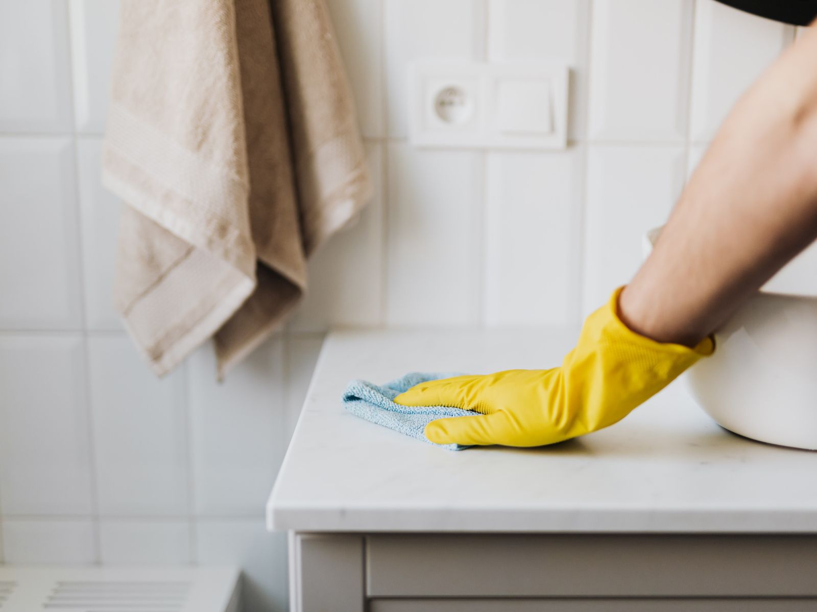 Comprehensive Checklist for Thorough Home Cleaning  