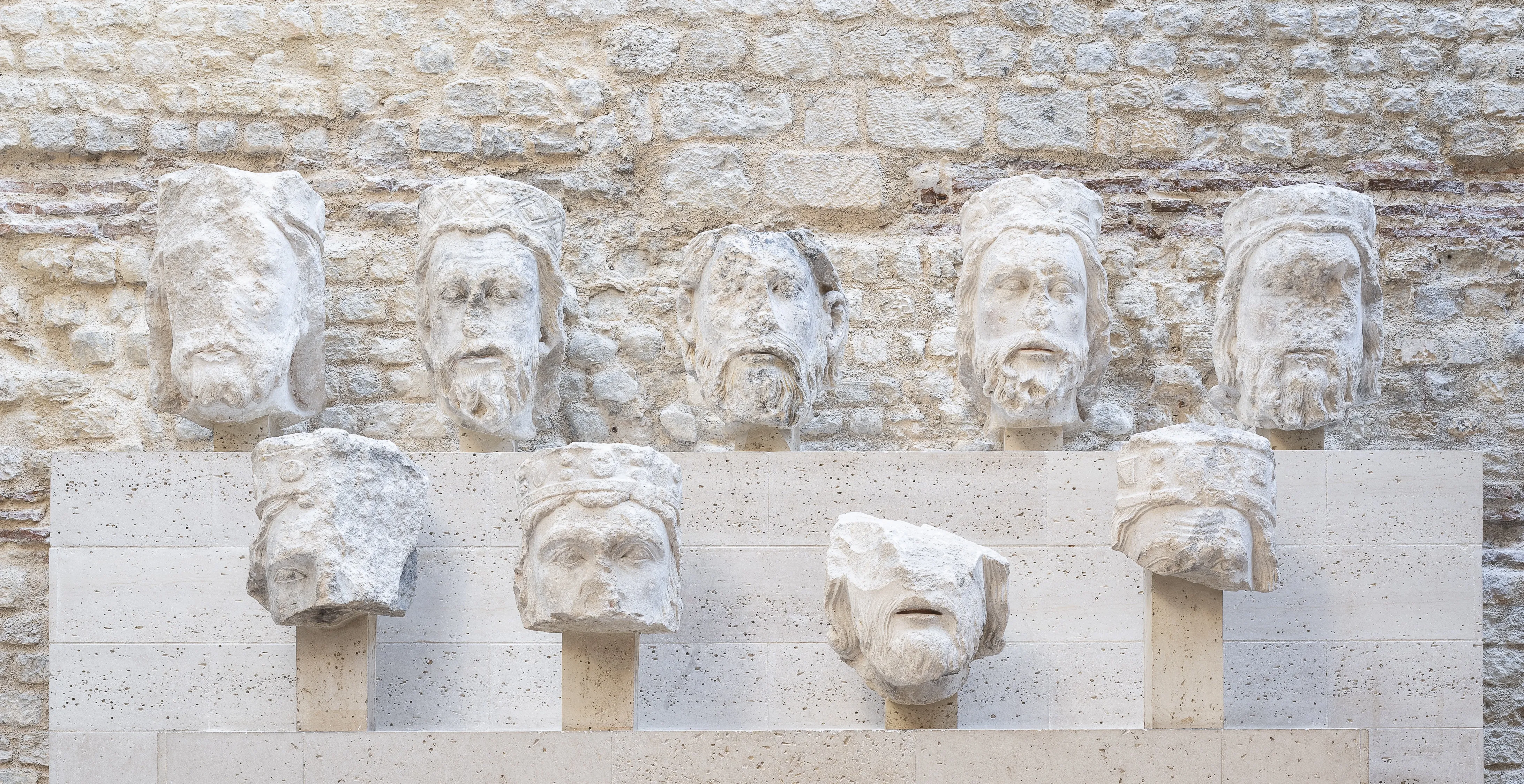 Têtes des rois de Juda provenant de la façade occidentale de Notre-Dame de Paris