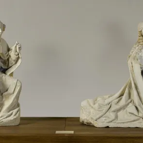 Sculptural group depicting the Annunciation: the Angel Gabriel and the Virgin. Front view.