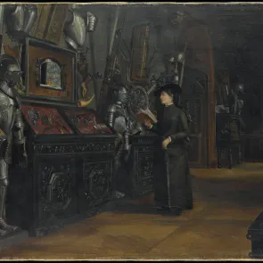 Peinture représentant une femme avec un livre dans une salle exposant des armures et des armes médiévales. Vue de face.