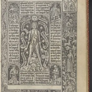 Interior page of a printed book with a central illustration framed by text, borders adorned with historical scenes and vegetal motifs. Front view.