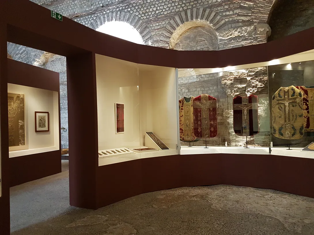 Exposition, L'art en broderie au Moyen Âge