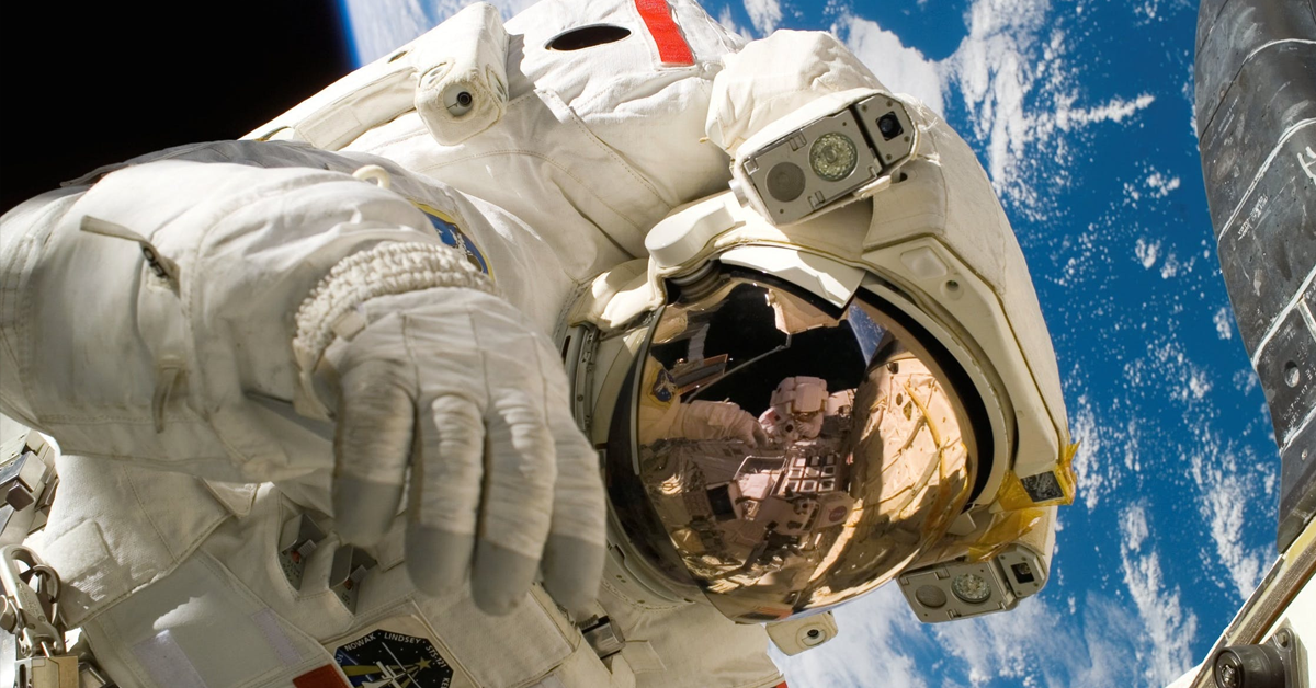 agrument-1568808681817-astronavt.png