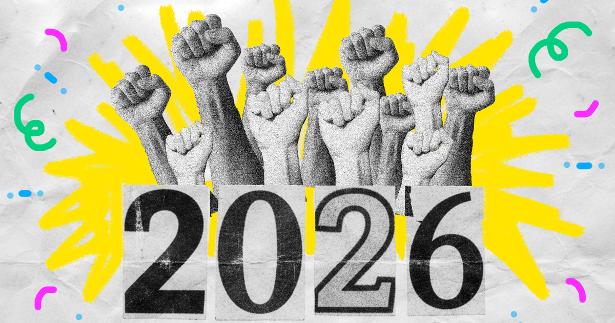 Ilustracija dvignjenih pesti nad letnico 2026, v ozadju rumeni poudarki – simbol skupnega boja in mobilizacije.