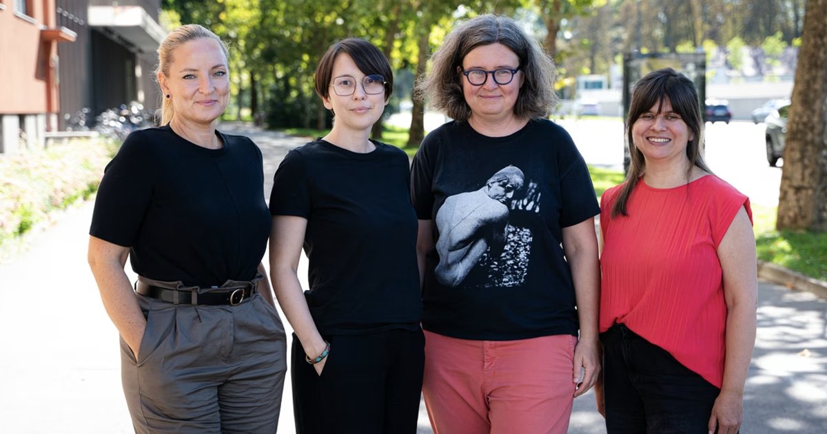 Fotografija predstavnic Pravne mreže, Katarina Bervar Sternad, Maja Cimerman, Barbara Rajgelj, Nataša Posel.