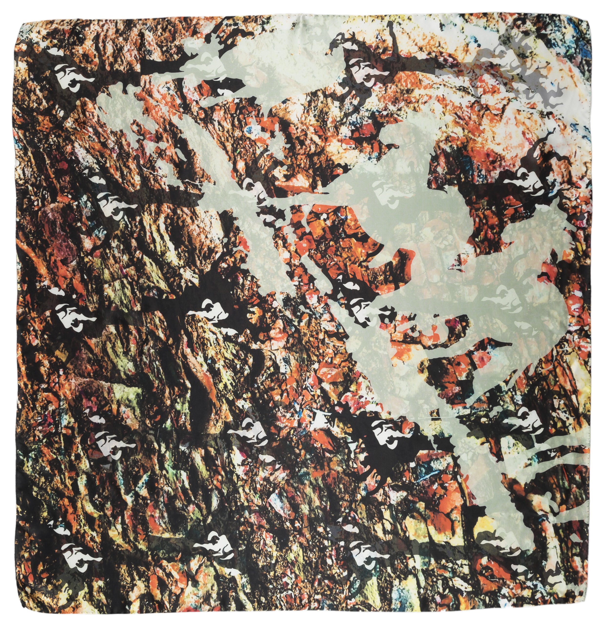 Galleria_Kras_Scarves_88x88_1-scaled