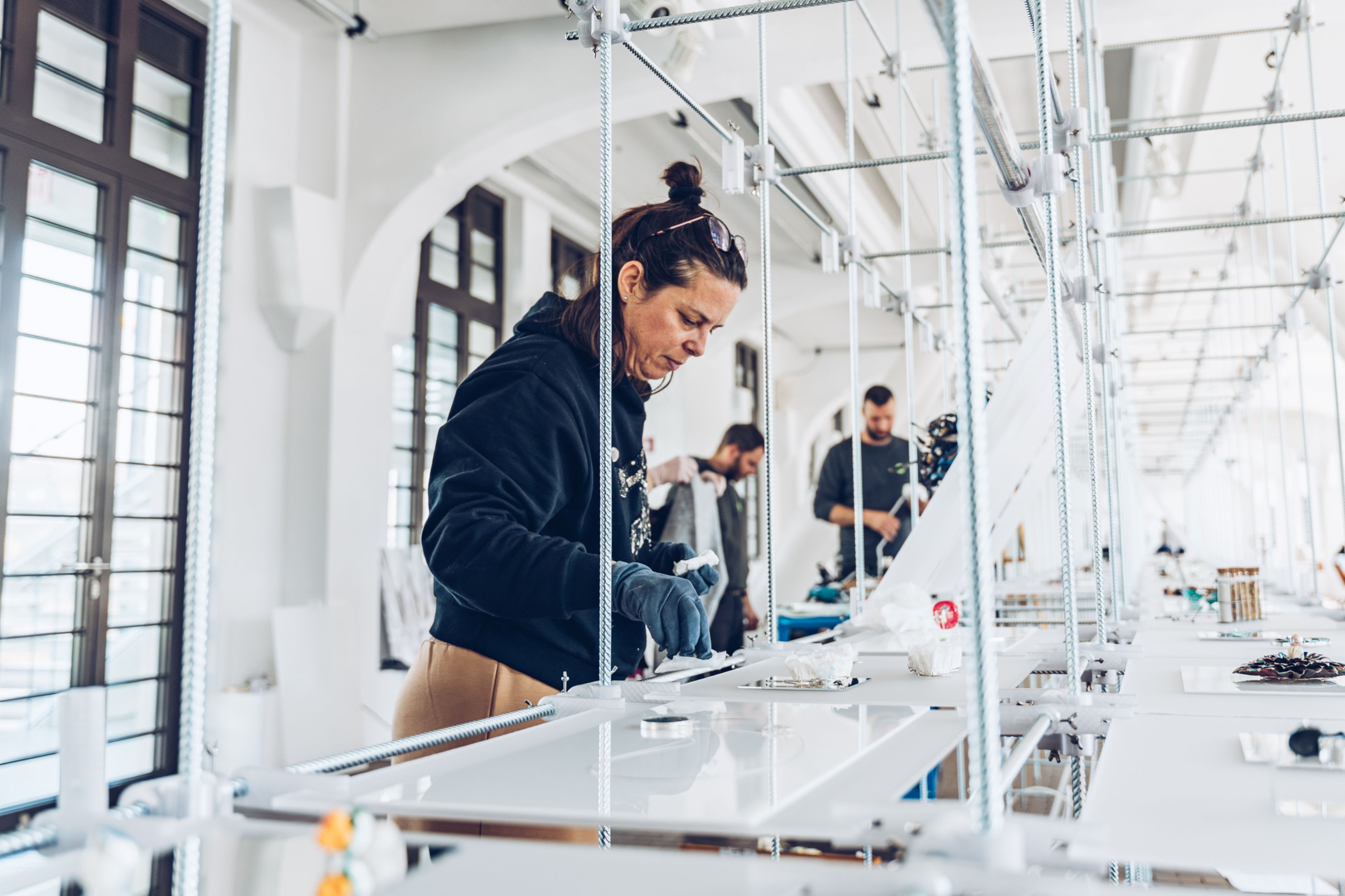 SIJW 2026_postavljanje razstave_Velika dvorana Centra Rog_foto_Jaka Ceglar (3)