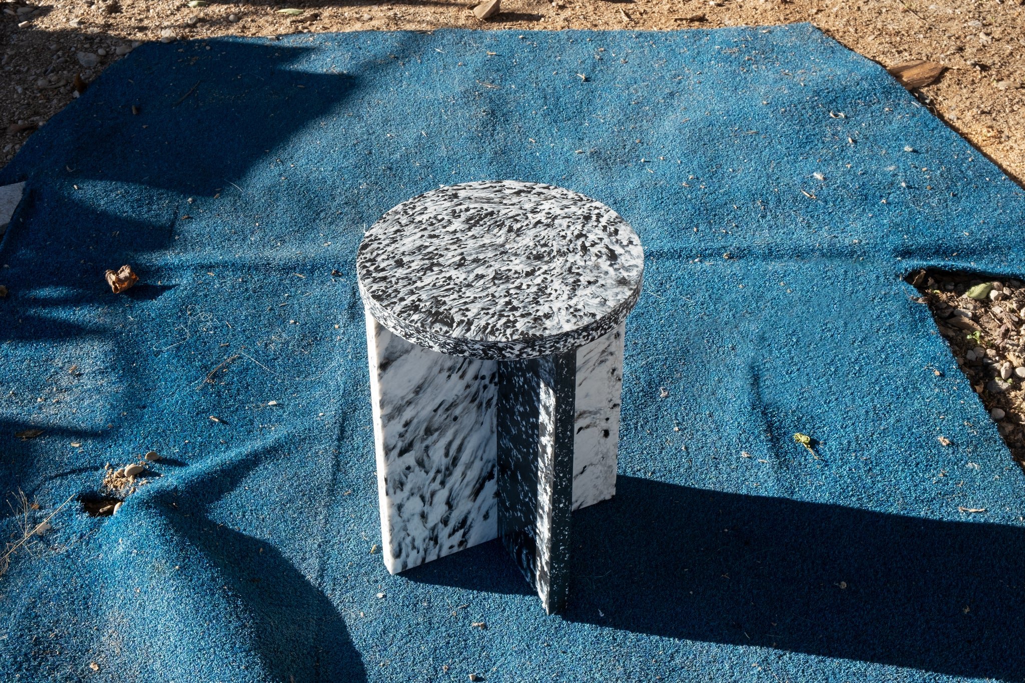 Toasted_Furniture_Miza