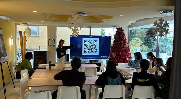 a405e28e49ca1ecddf99f6a723de5d65