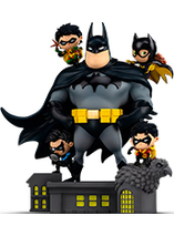 Statuette en résine de la Batman Family par Iron Studios