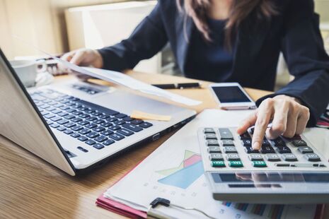 commis comptes recevables