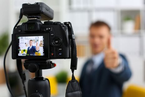 comment-créer-cv-video-original-efficace