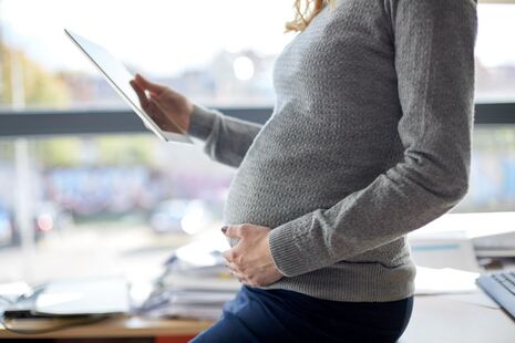 grossesse-entretien-embauche-faut-il-en-parler