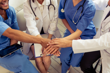 Les métiers de la santé attirent toujours autant