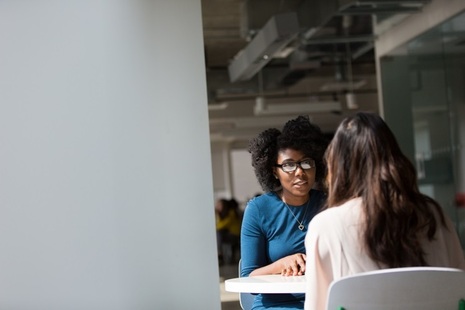 L-express : "Huit astuces pour se simplifier la vie au travail"