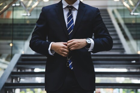 Article_l'habit_juriste