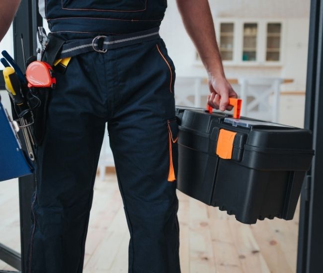 Painting Feature Walls and Office Interiors  