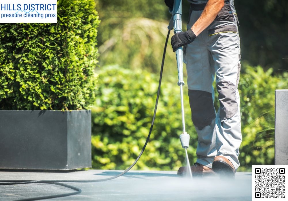 How does the driveway cleaning process work?