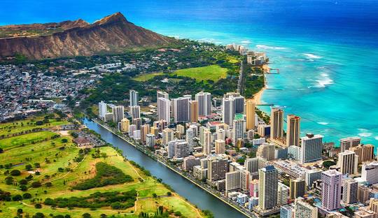 Honolulu’s Evolving Transportation Network: Rail, Roads, and Public Transit