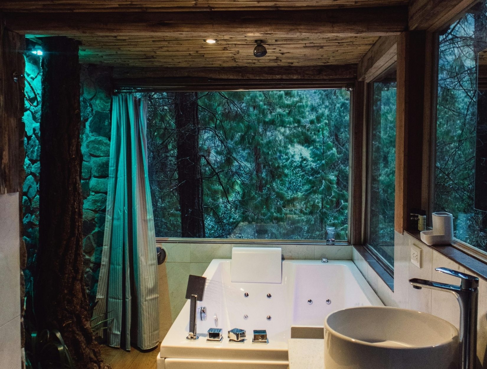 Do they clean rental properties efficiently?