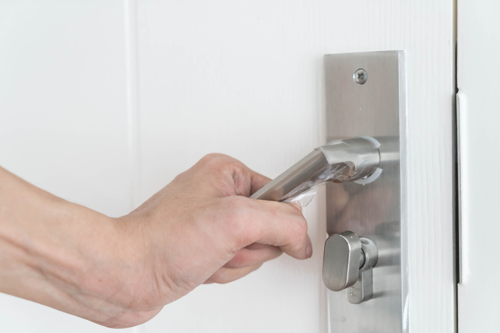Local safe opening locksmith Keyless entry system Vancouver
