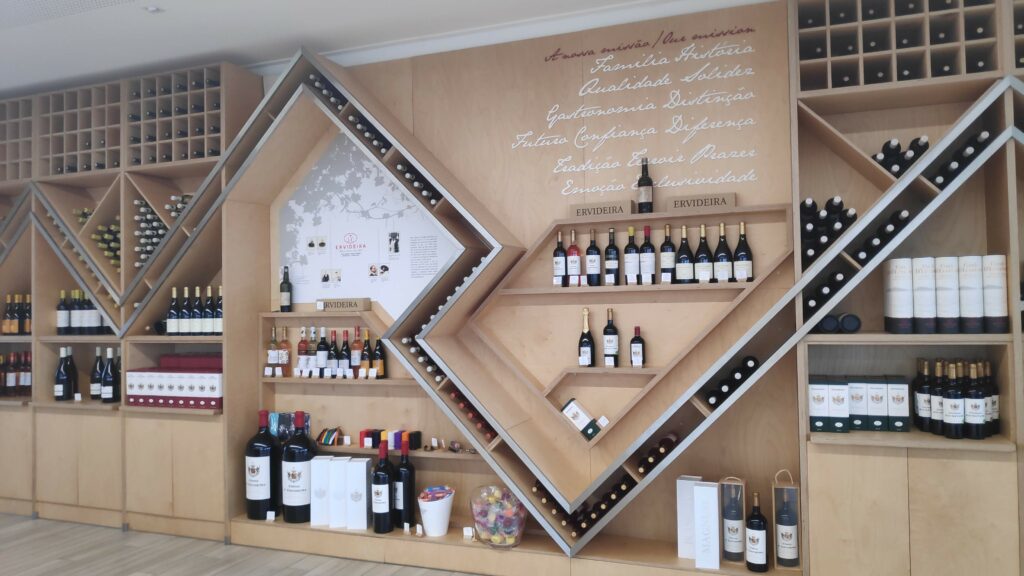 ervideira wine lounge