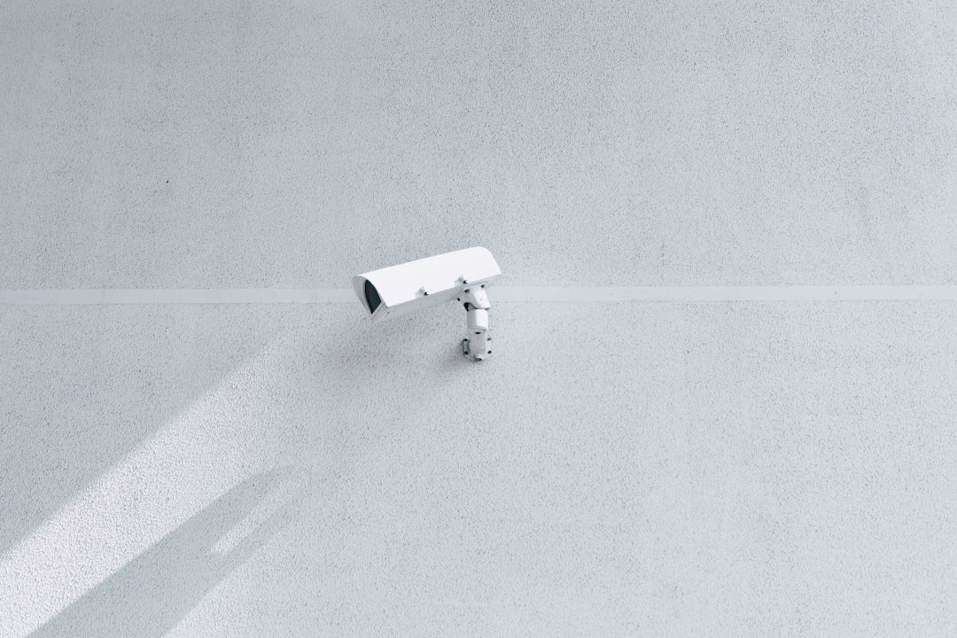 How AI Improves Threat Identification in Video Monitoring