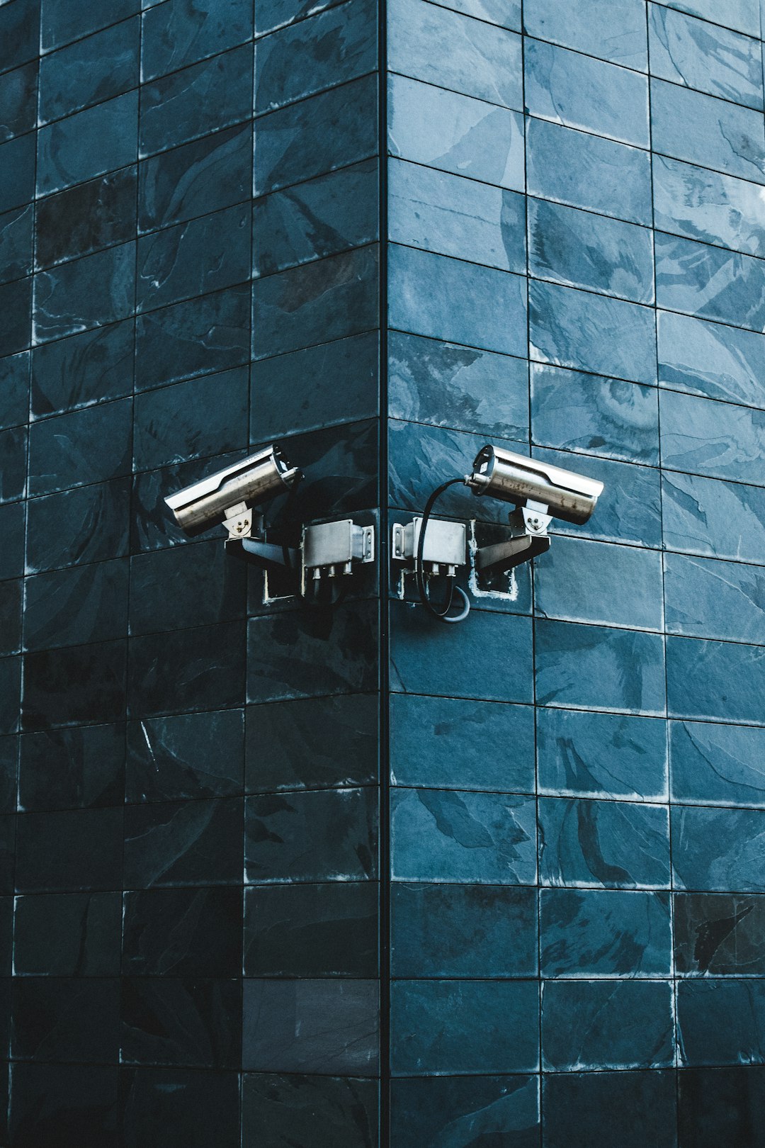 The Impact of AI on Modern Video Surveillance Systems