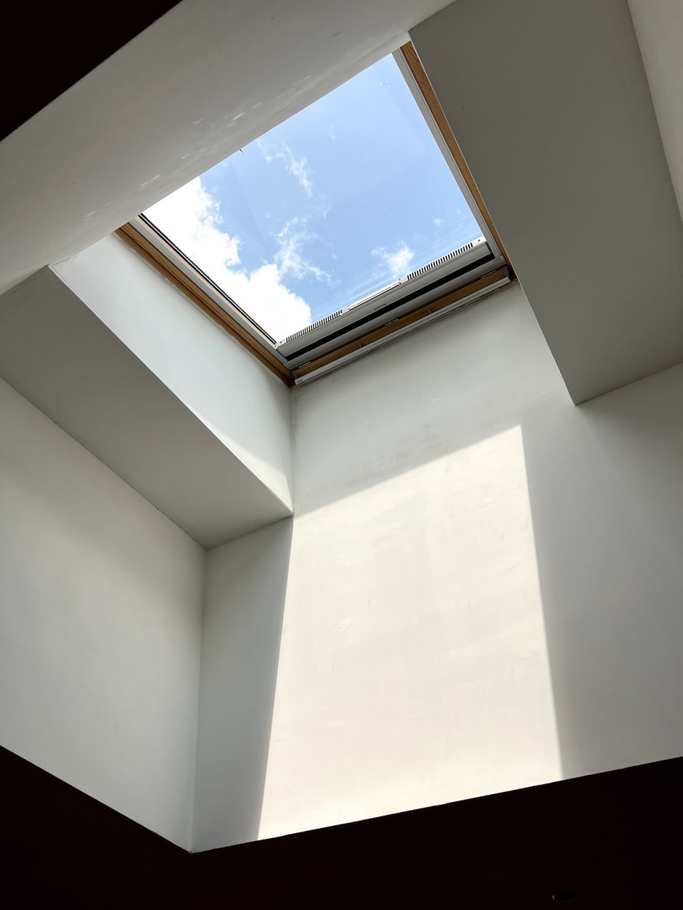 Nettoyage professionnel de vitres vélux à Arras - réalisation Optipropre