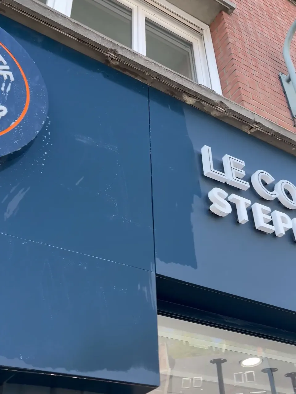 Entretien professionnel de façades commerciales par Optipropre - Saint-Pol-sur-Ternoise - Pas de Calais