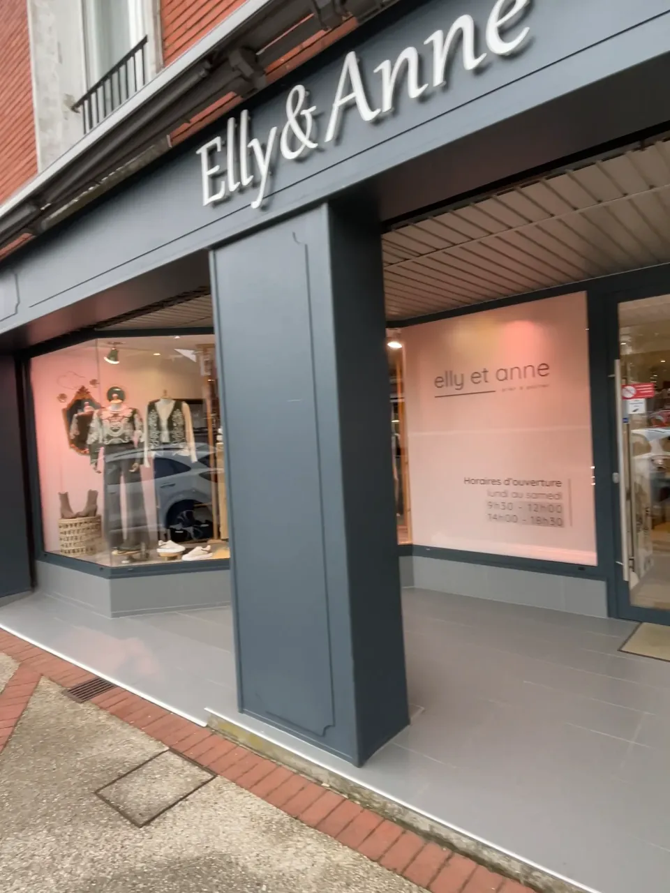 Entreprise de nettoyage de vitrines commerciales à Saint-Pol-sur-Ternoise - Optipropre - Résultat premium garanti