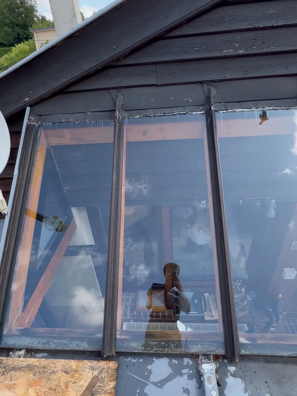 Nettoyage professionnel d'une toiture vitrée de véranda à Lens - sans laisser de traces ni abîmer les surfaces fragiles - Par Optiprore