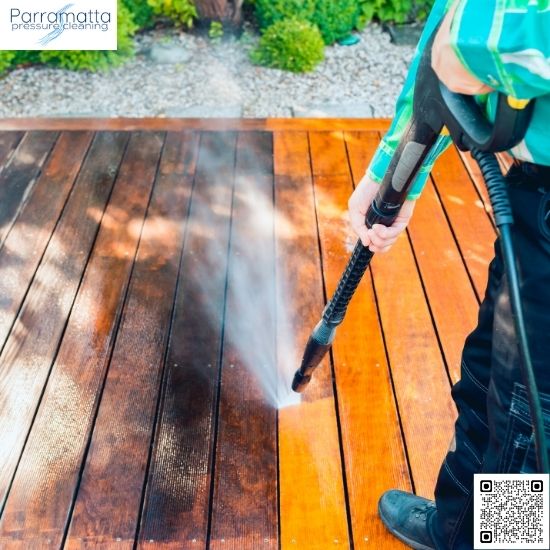 Gutter Cleaning for Homes of Any Height