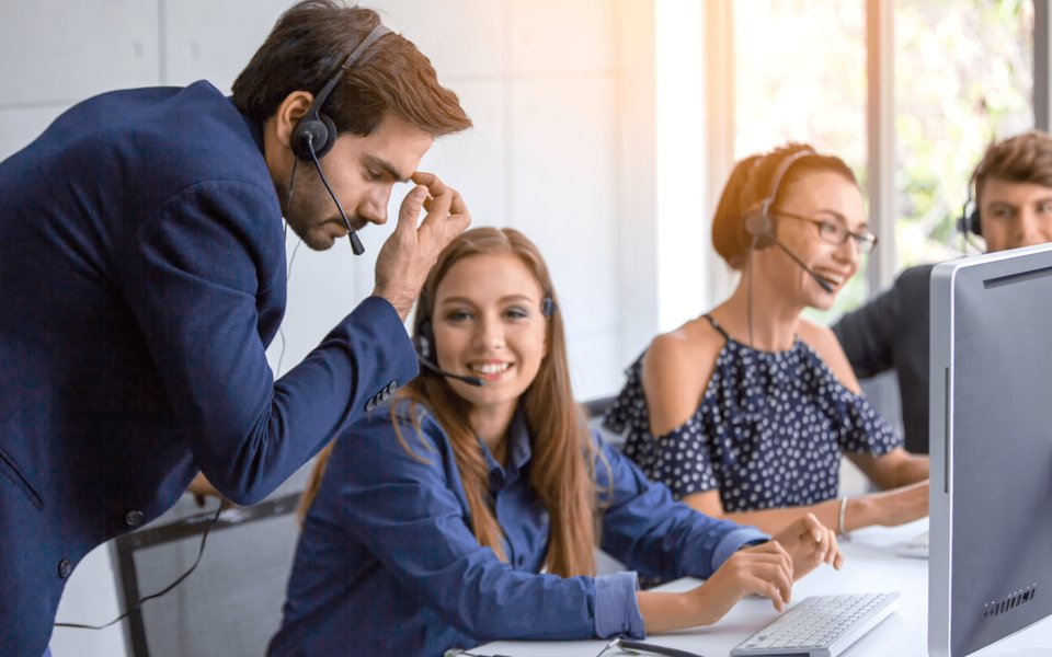 Call center Motivation Blog Header