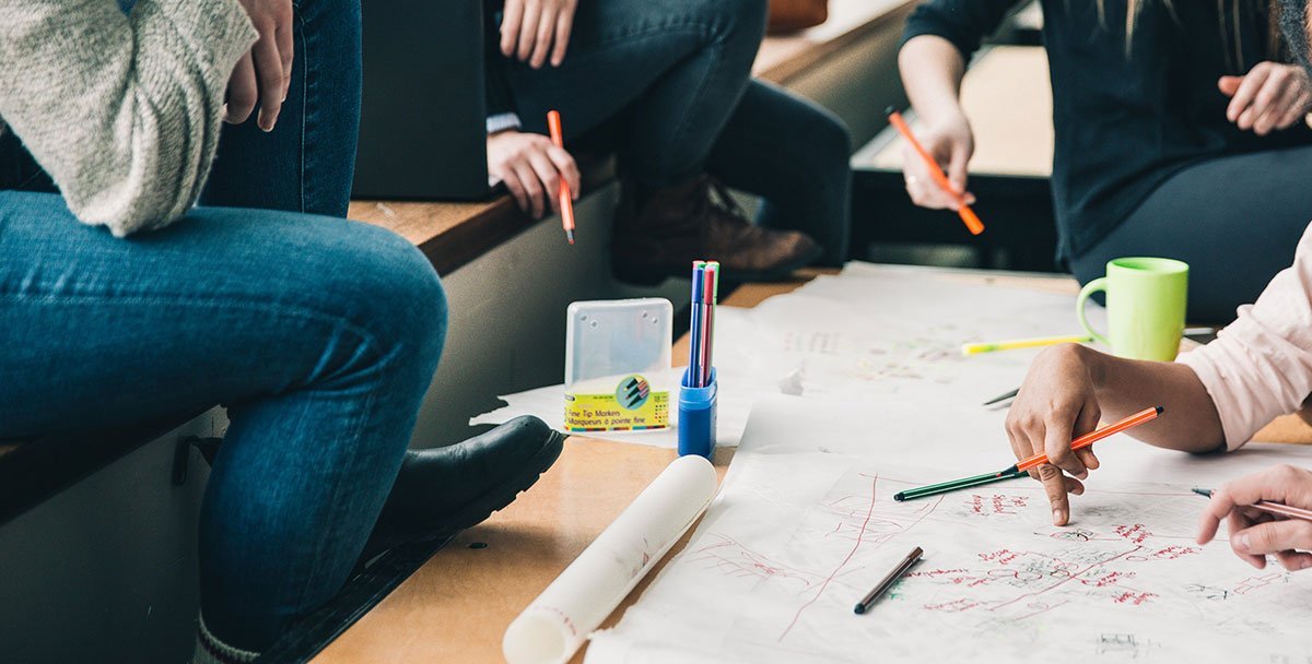 Blog - 6 Great Ways to Bring Marketing and Sales Together