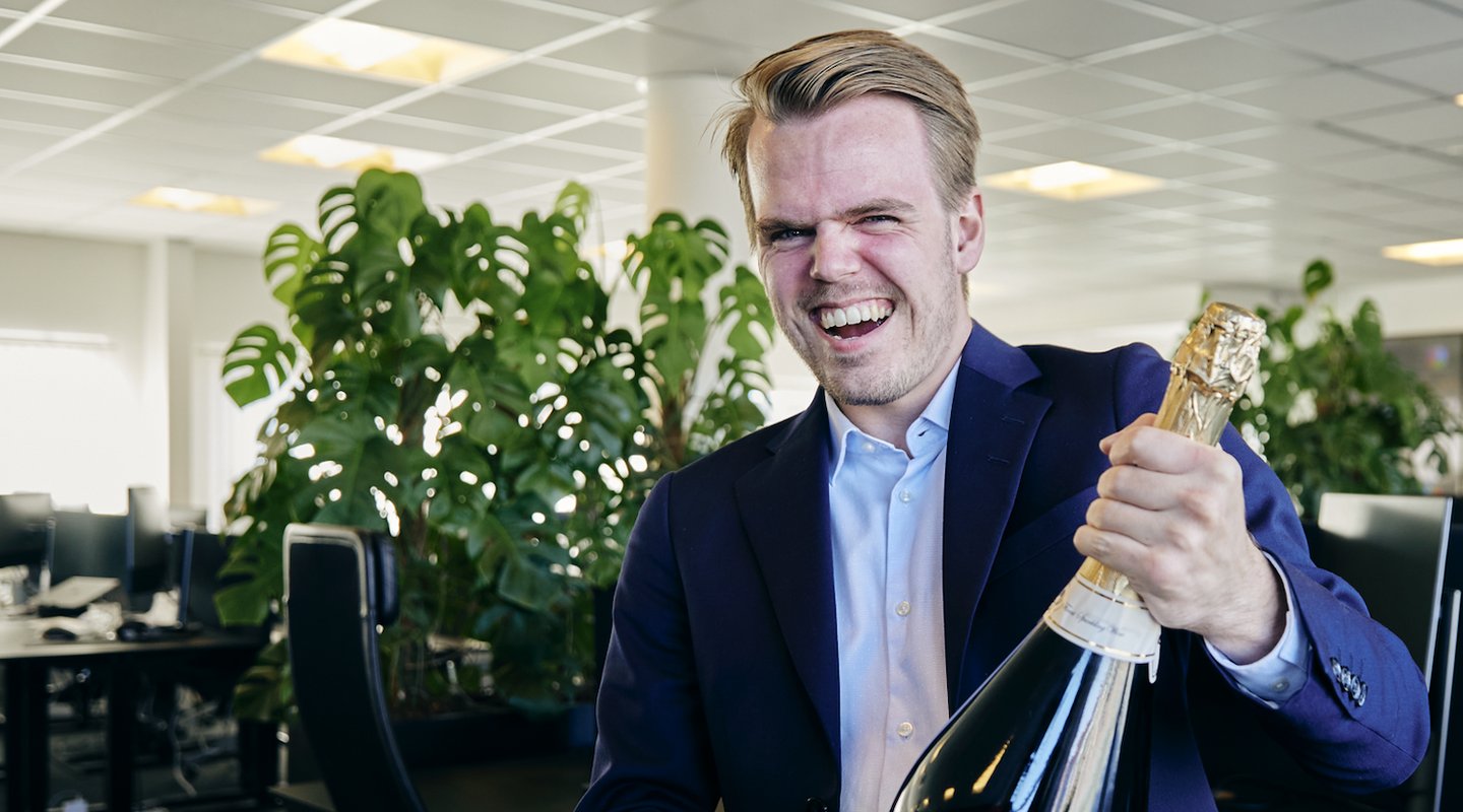 Mathias Champagne Sales Gamification Celebrate Success.png